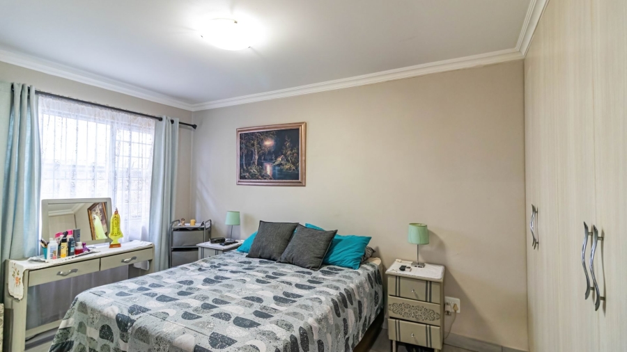 3 Bedroom Property for Sale in Nahoon Valley Park Eastern Cape